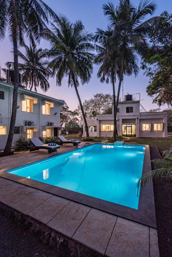 Saffronstays Gaia, Alibaug - Pool Villa Near Mandwa Jetty Perfect For Large Groups Alībāg Exterior foto